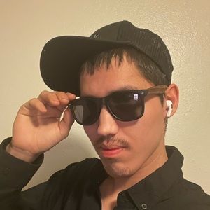 Meet your Posher, Samuel